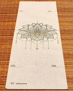 Tapis de yoga fleur de lotus en chanvre - 4,5 mm x 610 x 1830 - Vignette | Achamana