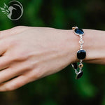 Armband aus Silbercabochon und Halbedelsteinen - Vignette | Achamana