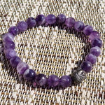 Armband Buddha Charm Facettierter Amethyst AA 8mm - Vignette | Achamana