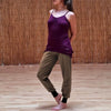 Haut de yoga femme coupe camisole longue, finitions asymétriques - Prune