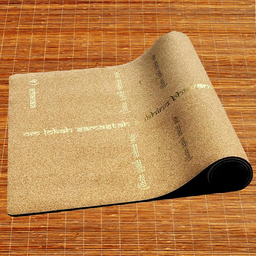 Equipement yoga - Tapis de yoga en liège - yoga mantra impression or | Achamana