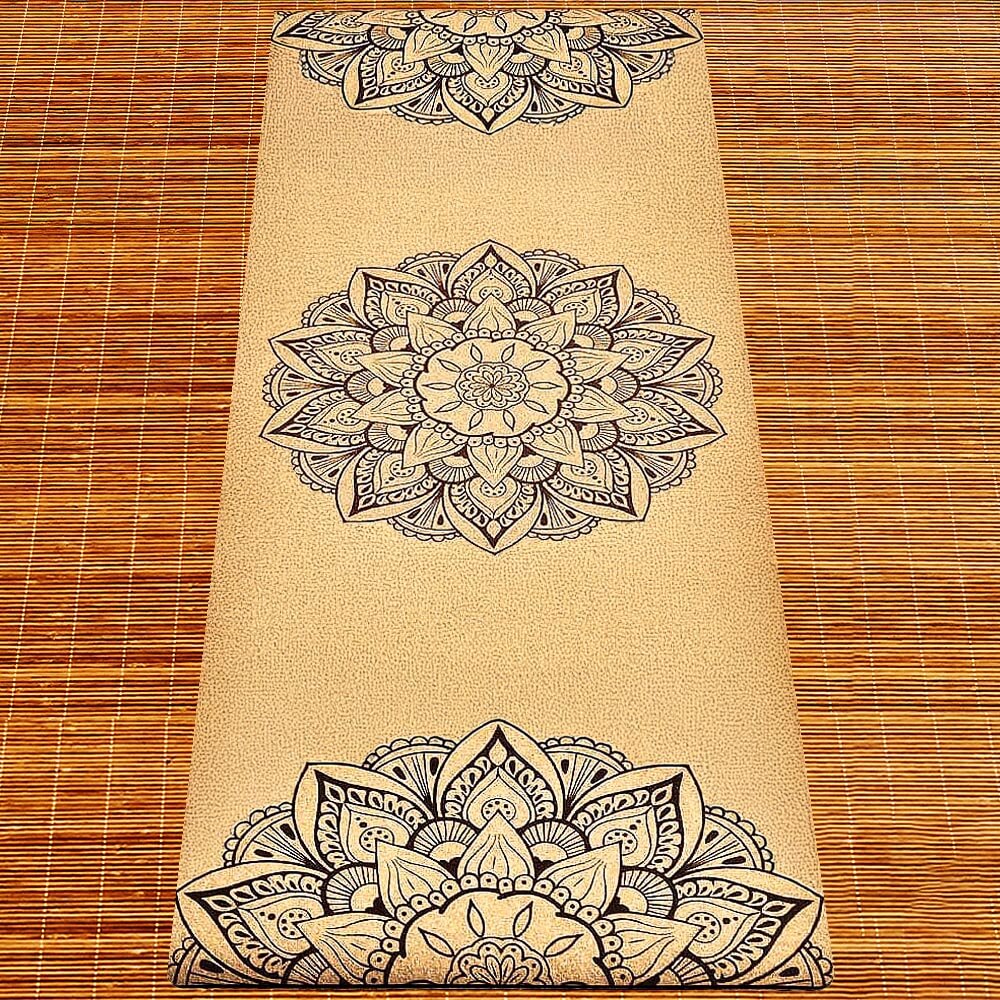 Yoga Bordeaux - Tapis de yoga en liège mandala | Achamana