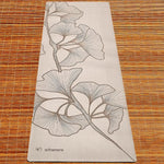 Tapis de yoga antidérapant caoutchouc PU - Elévation beige - Vignette | Achamana