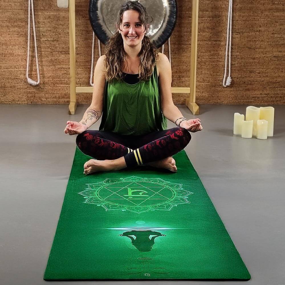Anahata, chakra coeur - Tapis de yoga dessin | Achamana
