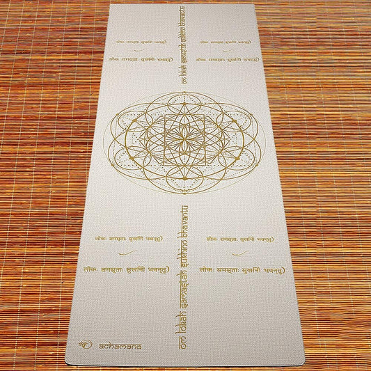 Tapis yoga vu décathlon en caoutchouc naturel et chanvre design  Mantra | Achamana