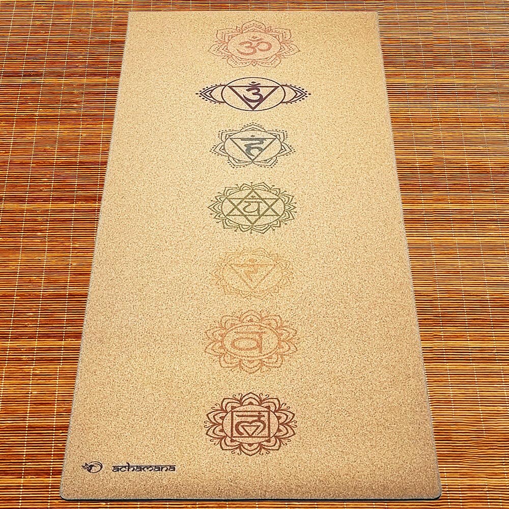 Tapis yoga ecologique en liège et gomme naturelle - Design 7 chakras | Achamana