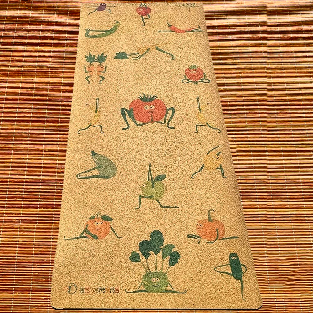 Yoga enfant - Tapis de yoga liège 6mm avec figurines fruits et légumes | Achamana