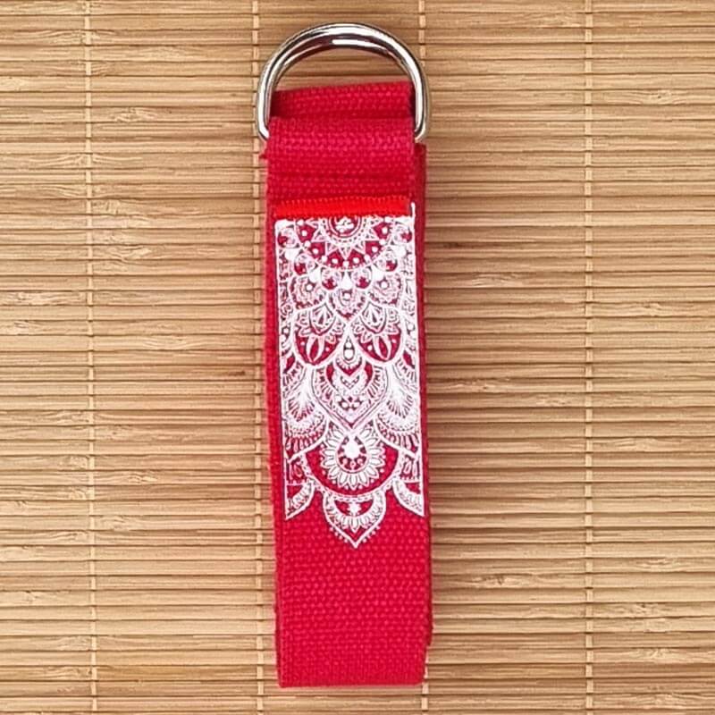 Equipement yoga - Sangle de yoga rouge motif mandala | Achamana
